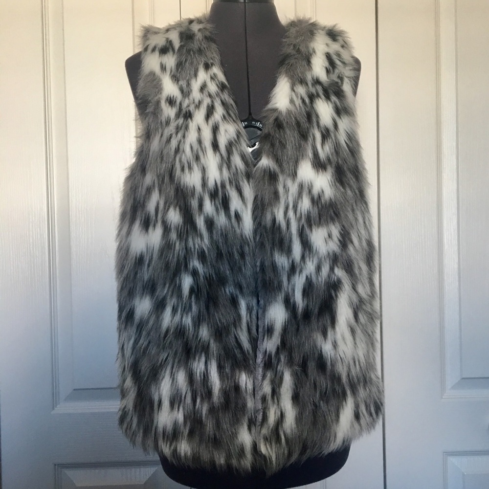 Faux fur vest